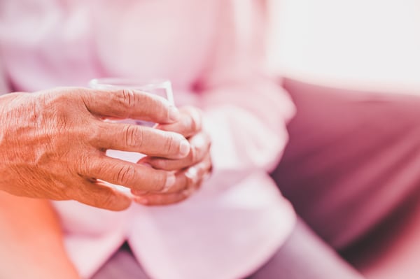La-hidratacion-en-las-personas-mayores-es-muy-importante-descubra-por-que